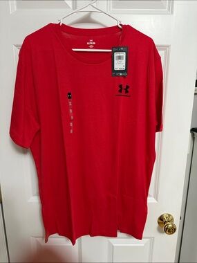 Under Armour Men's Red Short Sleeve Performance Tee
